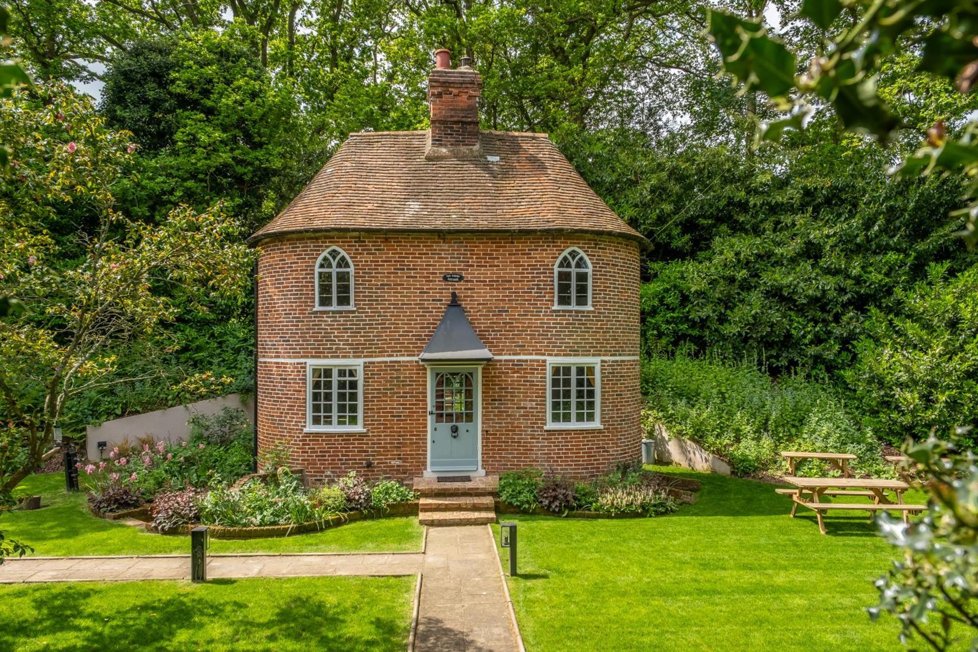 A Fairy-Tale Luxurious Cottage - The Tea Caddy Colchester Zewnętrze zdjęcie